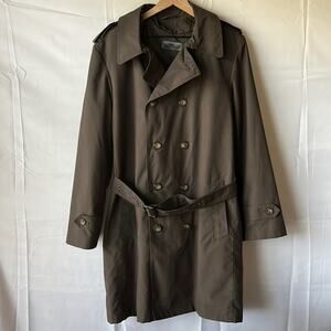 NWOT Travel Smith Trench Coat w/Belt and Removable Inner Lining